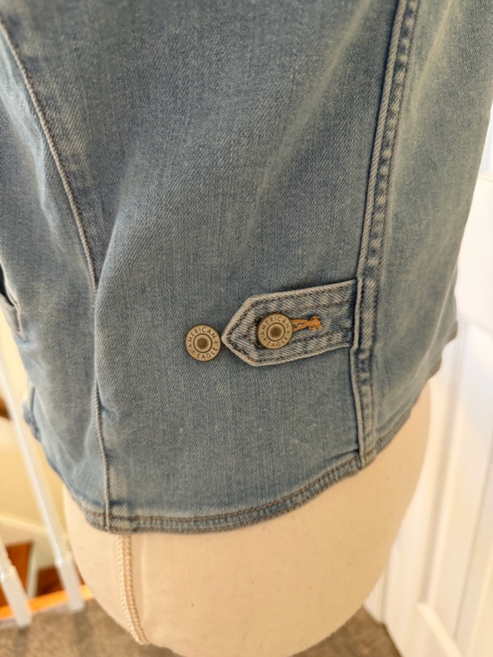 American Eagle Jean Vest - Picture 8 of 13